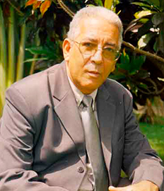  Eduardo Torres-Cuevas